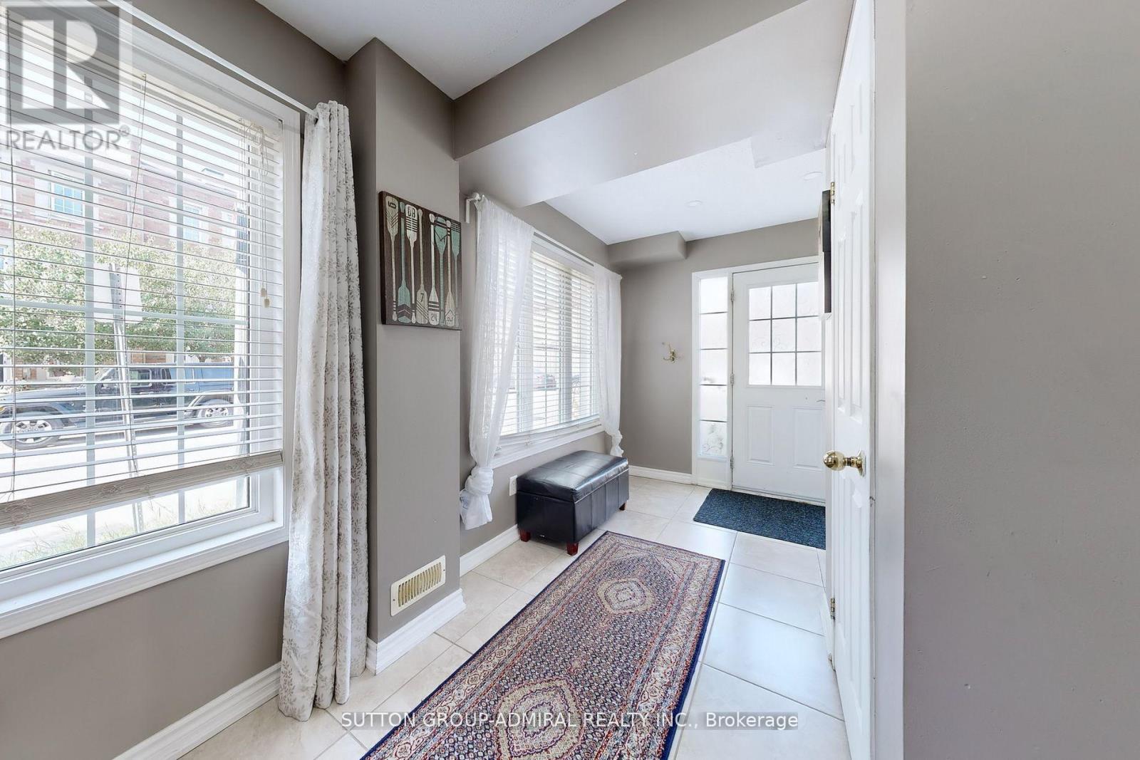 50 Jim Baird Mews, Toronto, Ontario M3L 0C5 - Photo 8 - W12632050