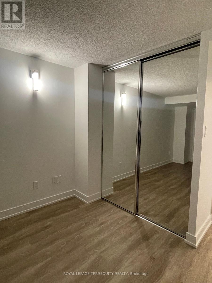 806 - 2091 Hurontario Street, Mississauga, Ontario L5A 4E6 - Photo 12 - W12632068