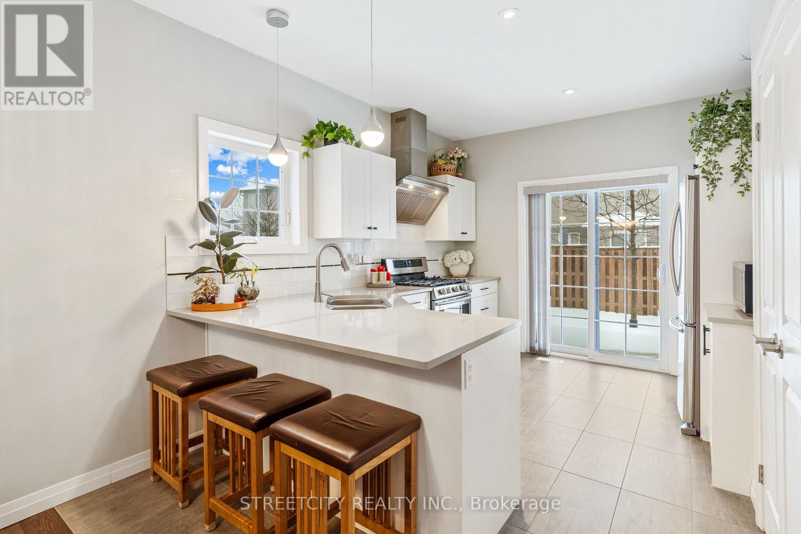 15 - 2910 Tokala Trail, London North, Ontario N6G 5B4 - Photo 15 - X12632096