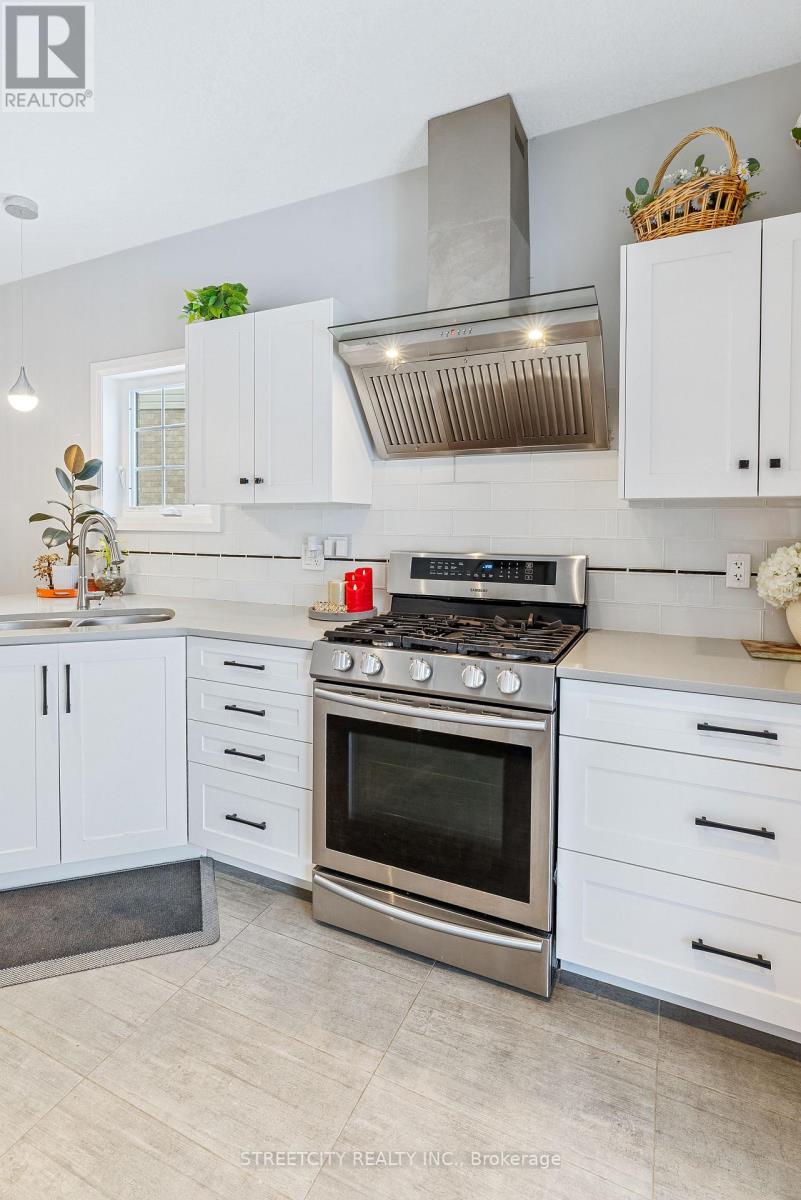 15 - 2910 Tokala Trail, London North, Ontario N6G 5B4 - Photo 18 - X12632096