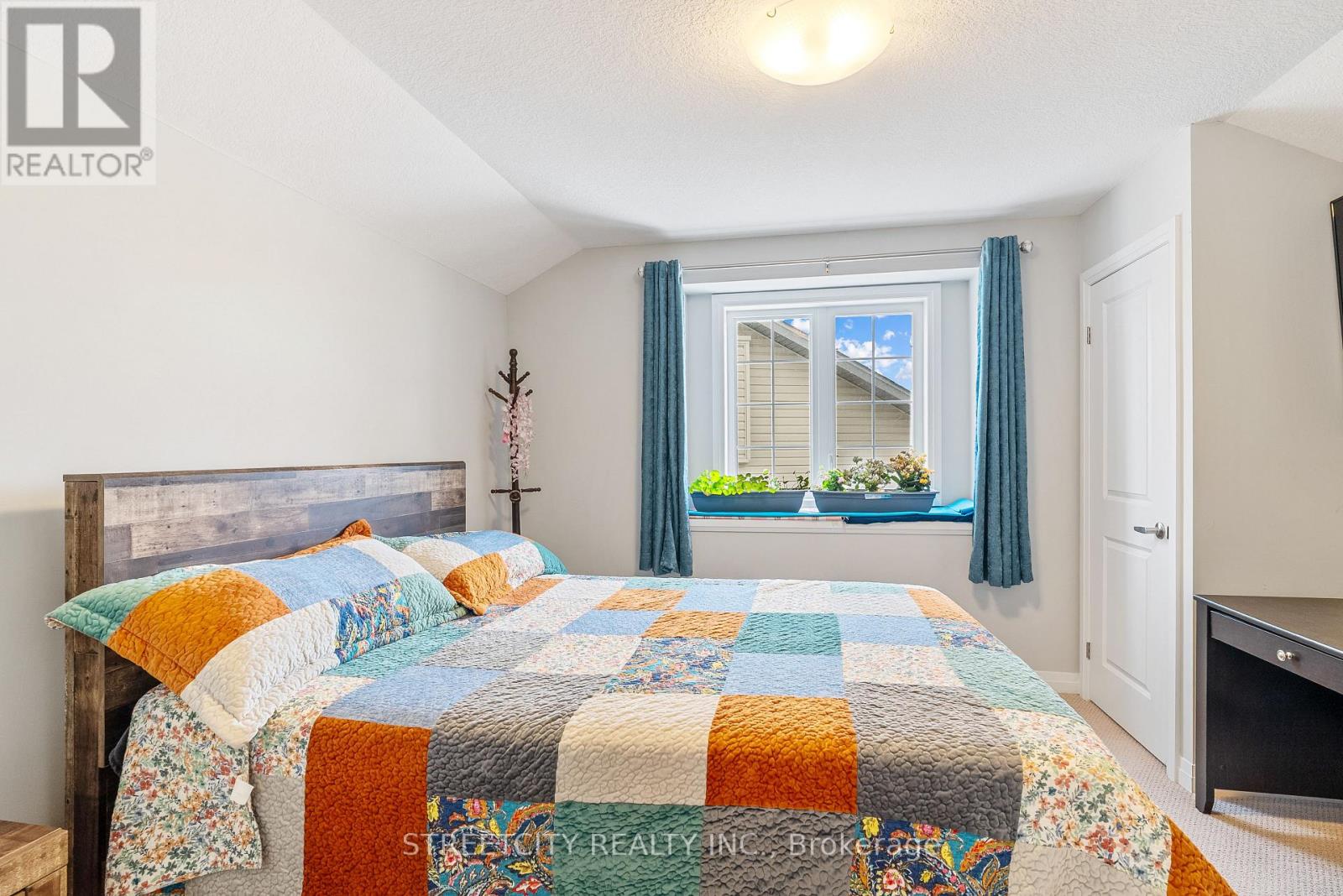 15 - 2910 Tokala Trail, London North, Ontario N6G 5B4 - Photo 31 - X12632096