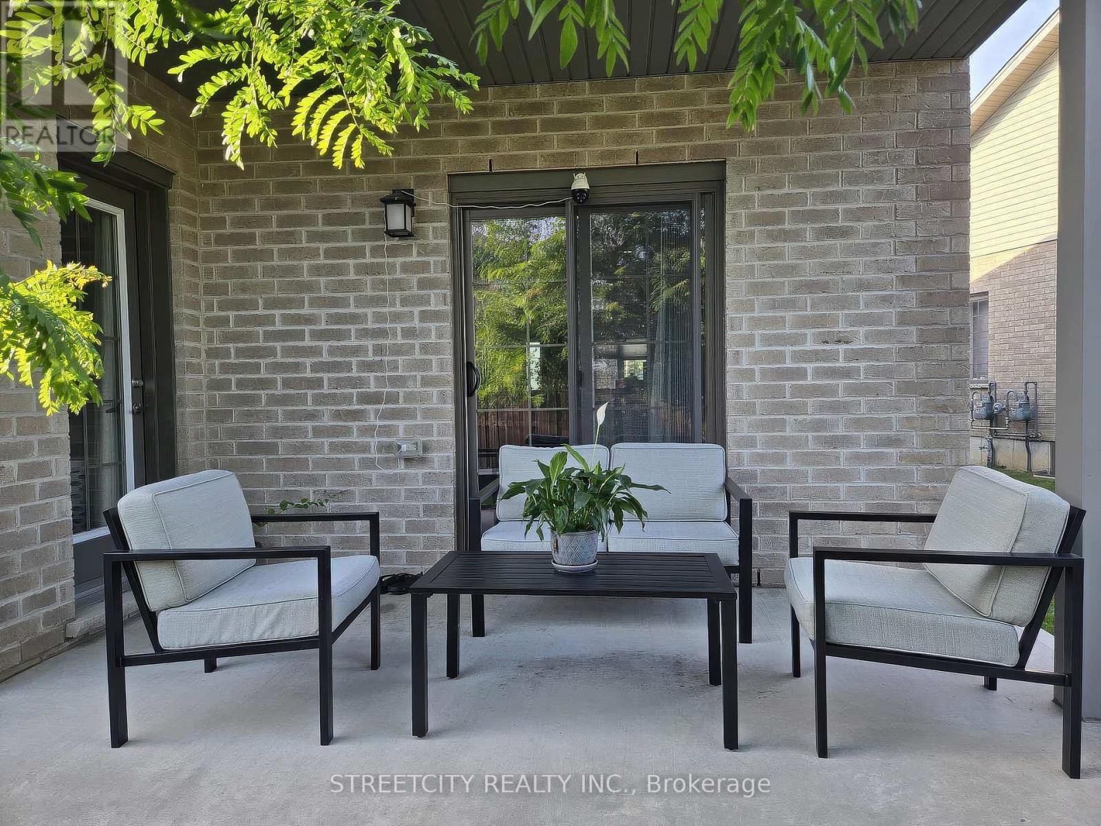 15 - 2910 Tokala Trail, London North, Ontario N6G 5B4 - Photo 40 - X12632096