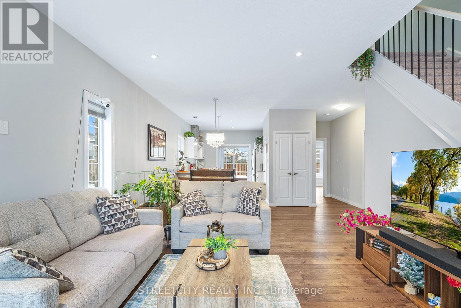 15 - 2910 Tokala Trail, London North, Ontario N6G 5B4 - Photo 9 - X12632096