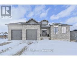 43 COULTER STREET, Perth East, Ontario