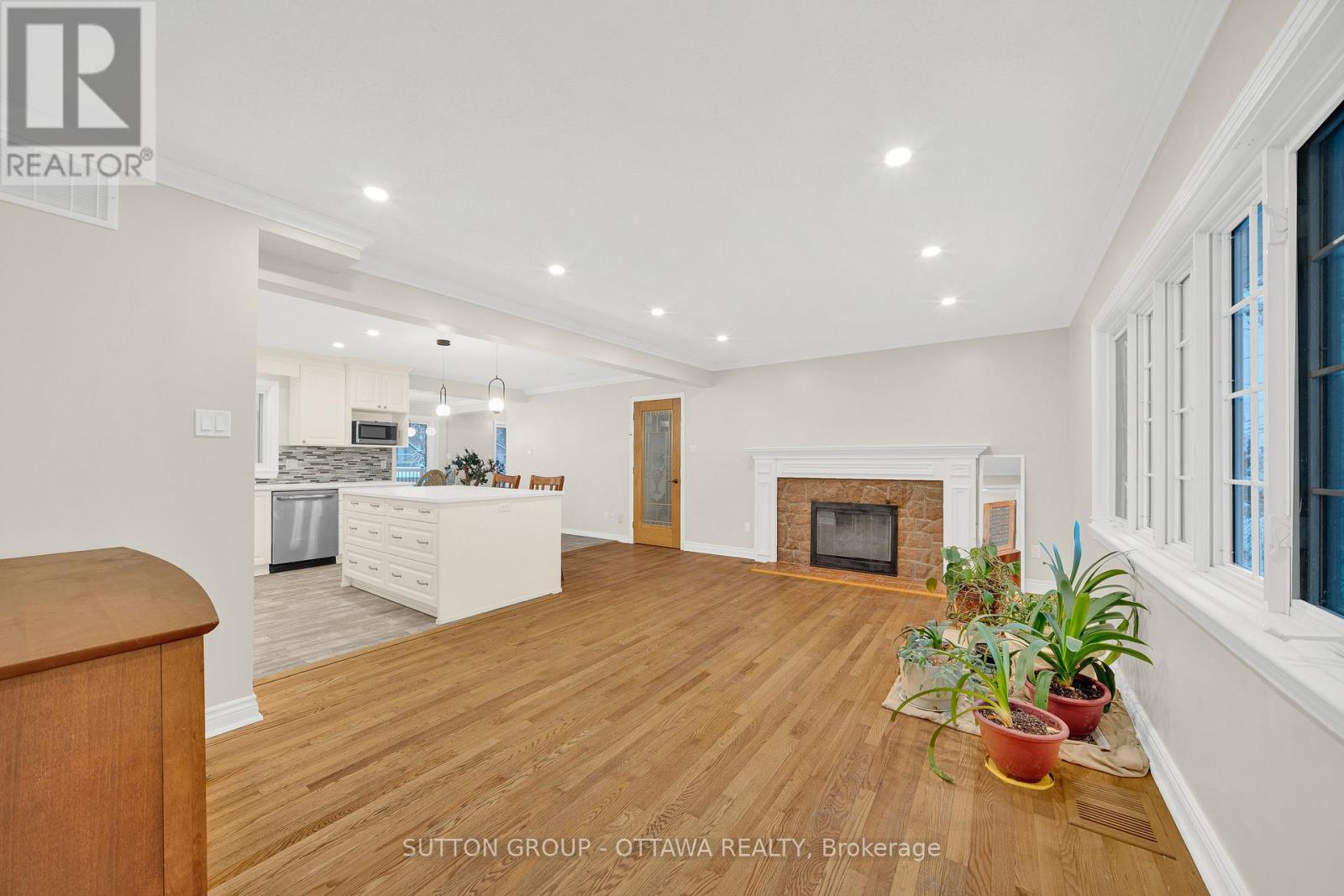 661 Blair Road, Ottawa, Ontario K1J 7M4 - Photo 12 - X12632102