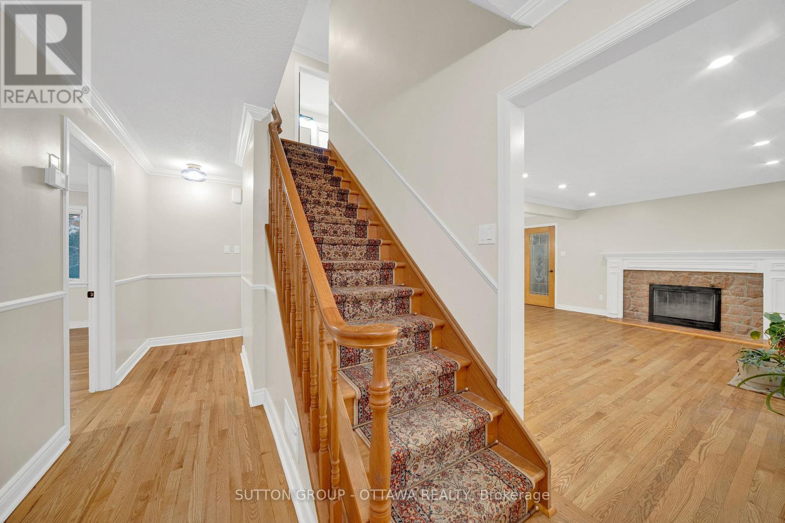 661 Blair Road, Ottawa, Ontario K1J 7M4 - Photo 9 - X12632102