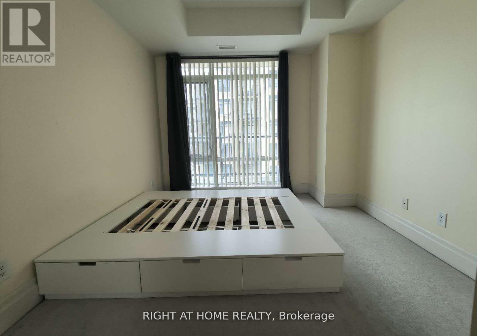 705 - 131 Upper Duke Crescent, Markham, Ontario  L6G 0C9 - Photo 4 - N12502772