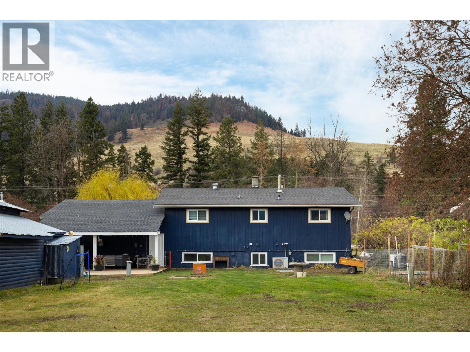 5712 6 Highway, Vernon, British Columbia  V1B 3E1 - Photo 26 - 10371135