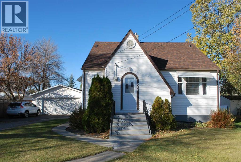 246 N 100 E, Raymond, Alberta