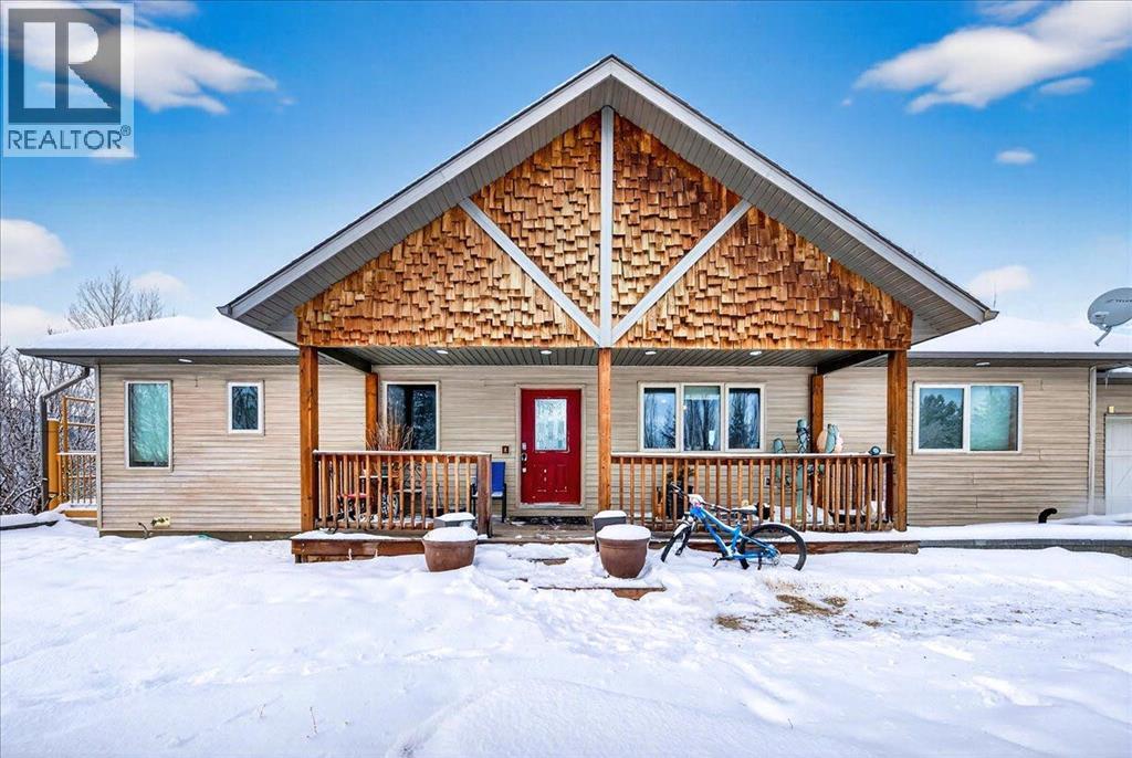 1 De Winton Ridge Road, De Winton, Alberta