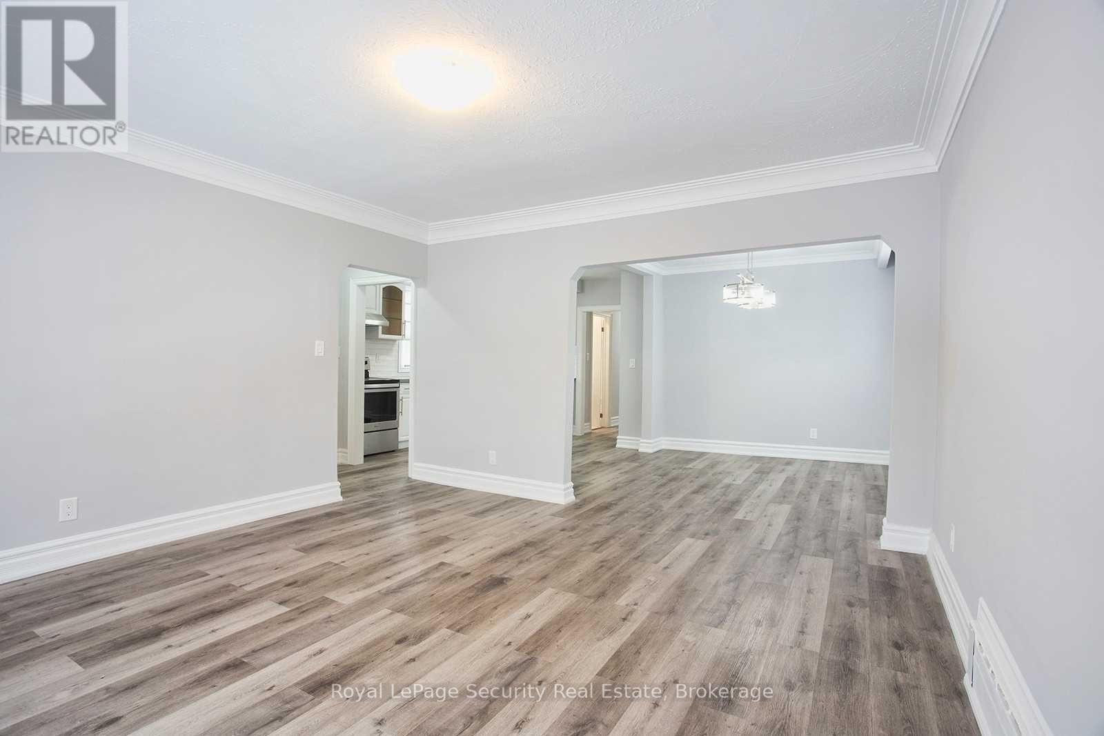 2nd Floor - 32 Ashbury Avenue N, Toronto, Ontario  M6E 1V7 - Photo 10 - C12632132