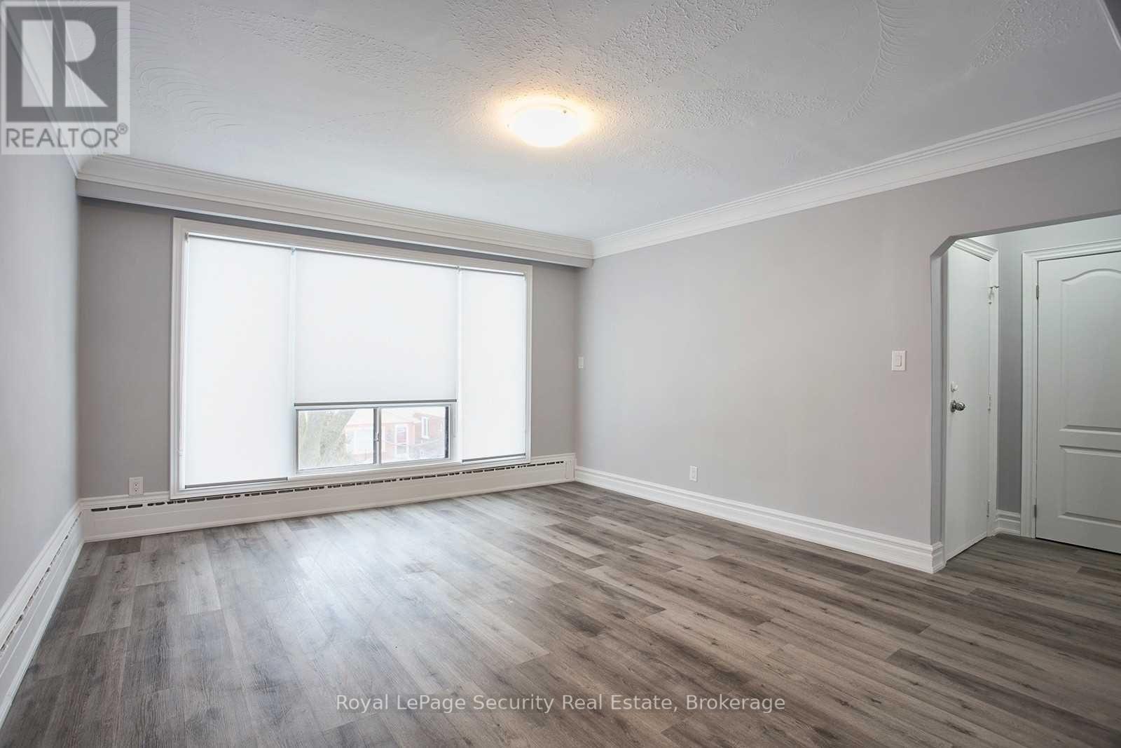 2nd Floor - 32 Ashbury Avenue N, Toronto, Ontario  M6E 1V7 - Photo 11 - C12632132