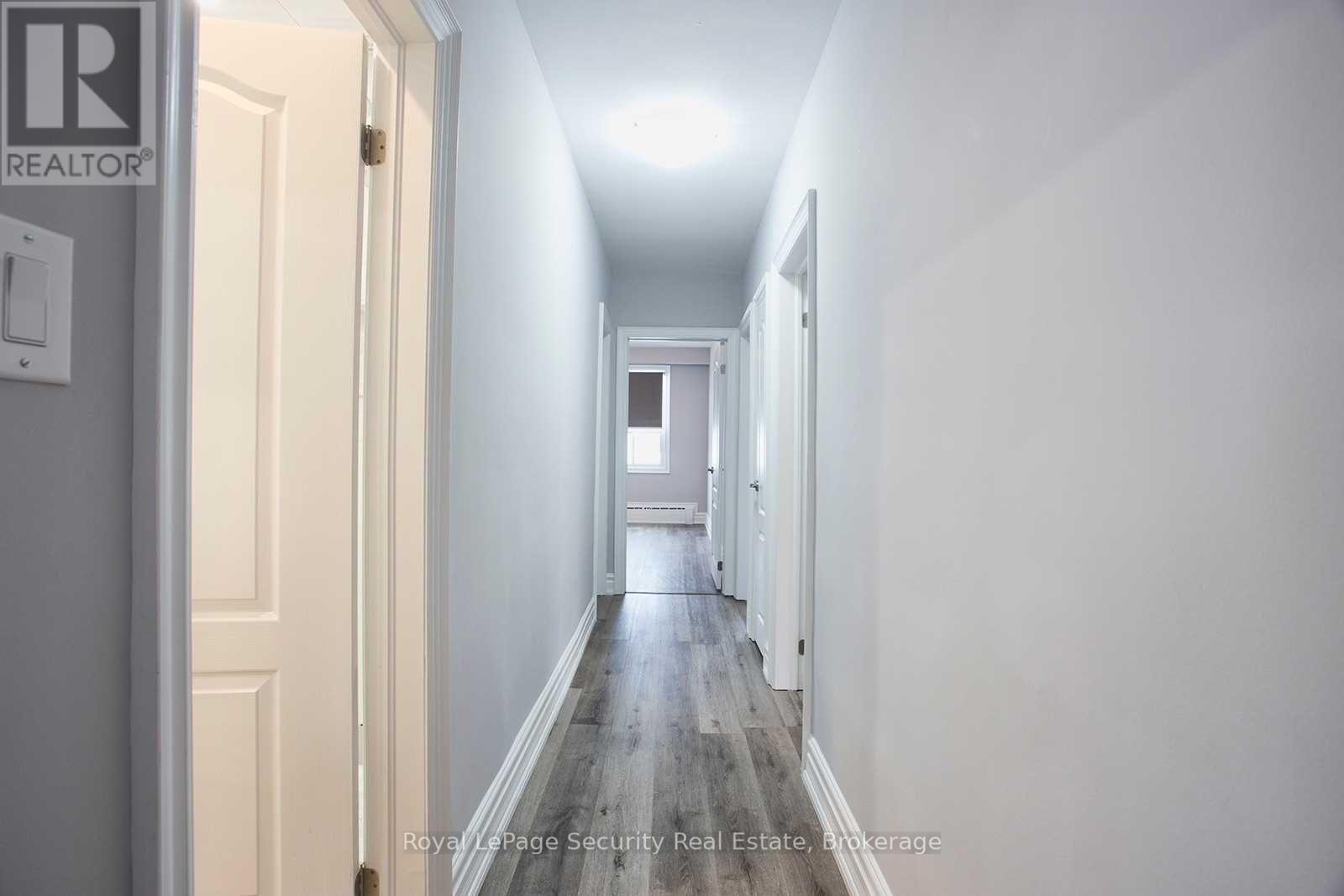 2nd Floor - 32 Ashbury Avenue N, Toronto, Ontario  M6E 1V7 - Photo 8 - C12632132