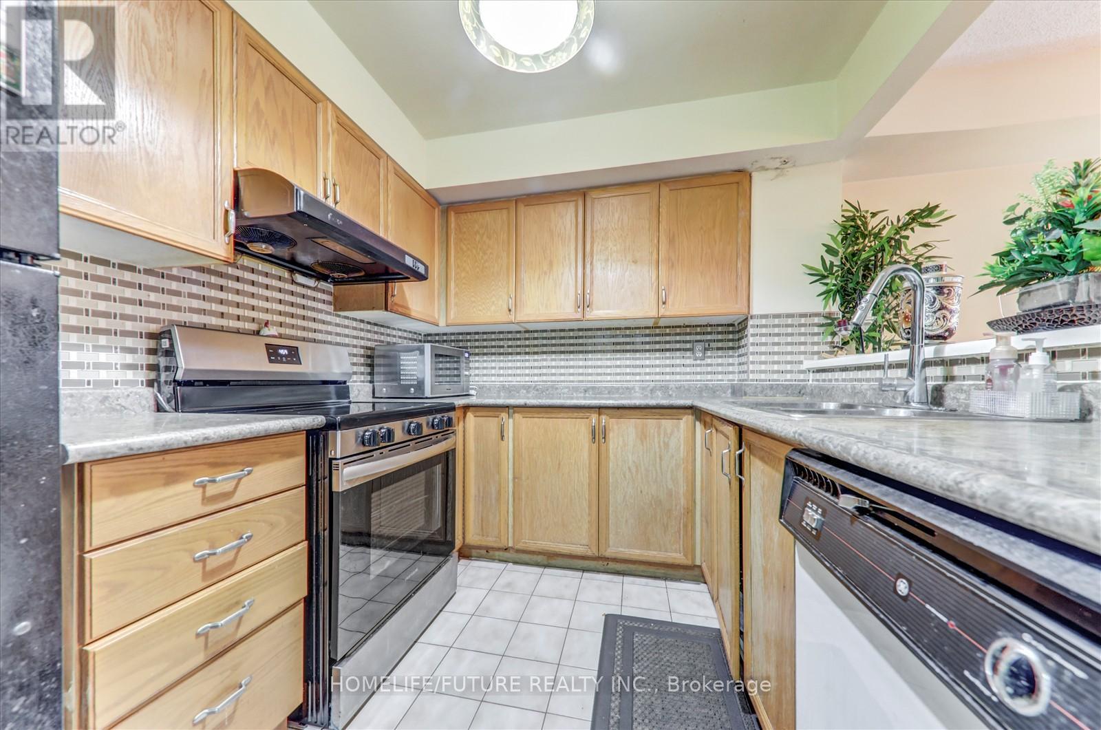 710 - 400 Mclevin Avenue, Toronto (Malvern), Ontario  M1B 5J4 - Photo 12 - E12632080