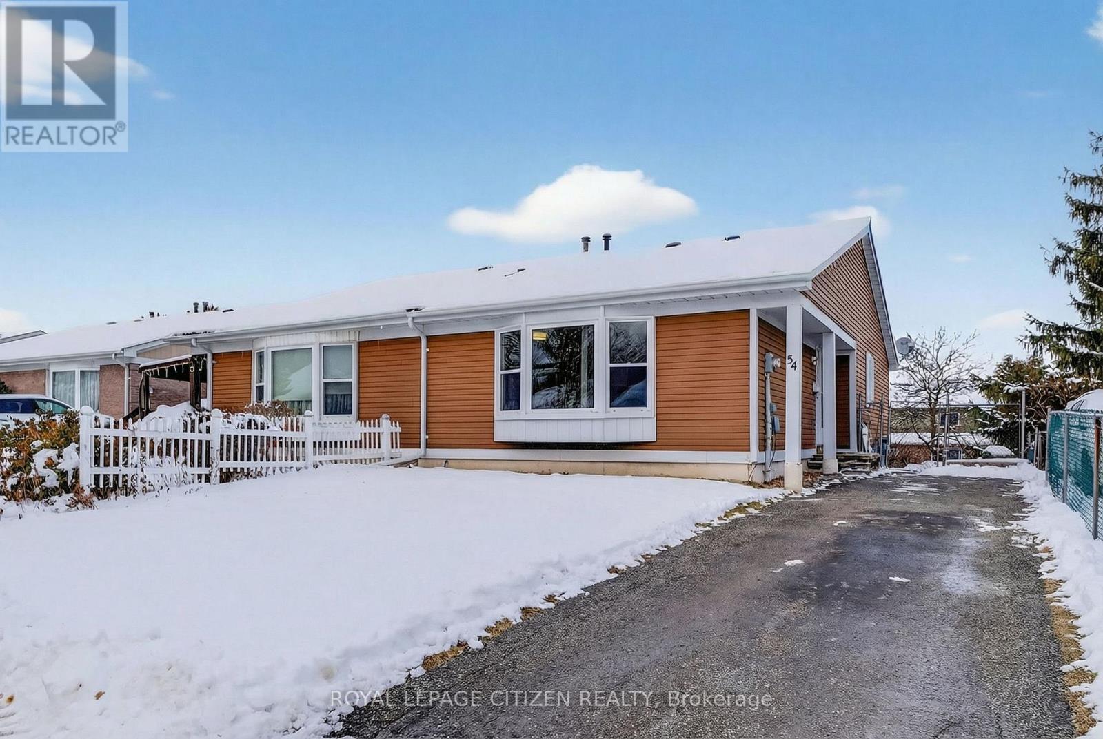 54 Camberley Court, Toronto, Ontario  M1B 2S6 - Photo 2 - E12632118