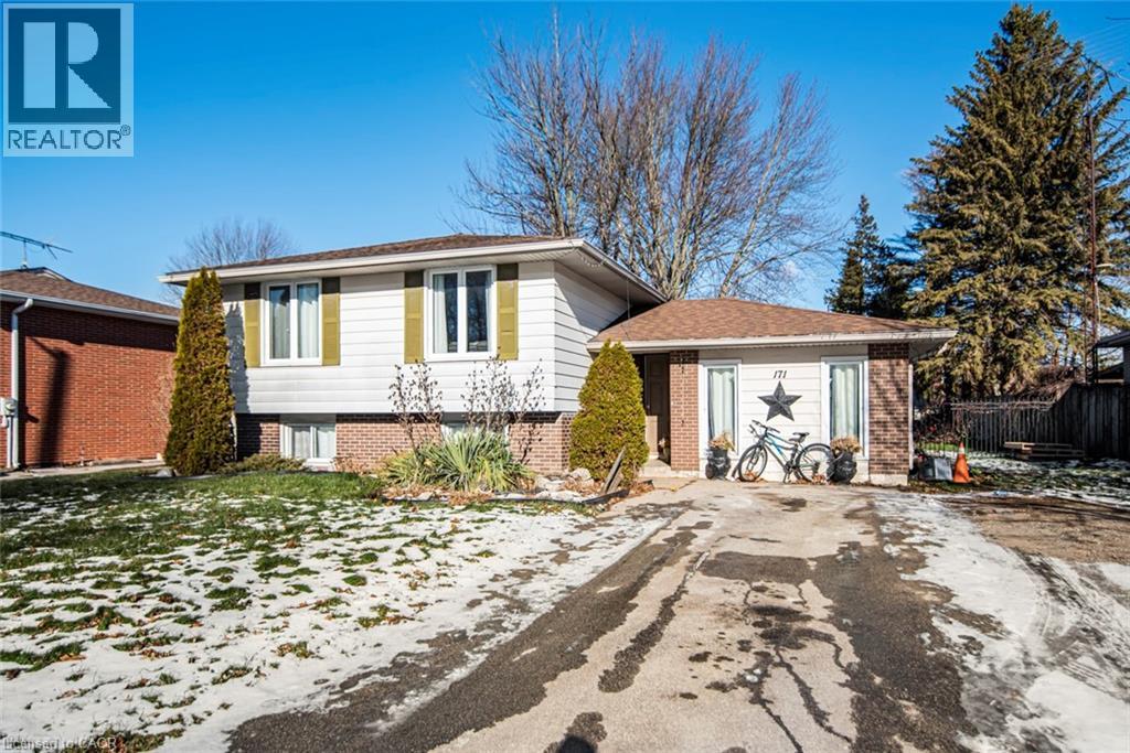 171 Kneider Avenue, Dunnville, Ontario  N1A 1A6 - Photo 1 - 40793834