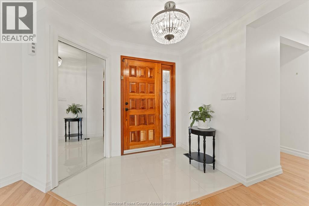 3480 Ouellette Avenue, Windsor, Ontario N9E 3L9 - Photo 17 - 25031651