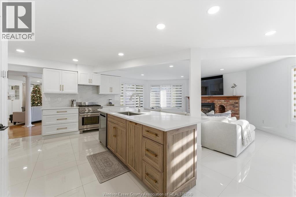 3480 Ouellette Avenue, Windsor, Ontario N9E 3L9 - Photo 4 - 25031651
