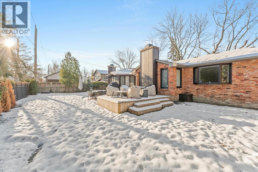 3480 Ouellette Avenue, Windsor, Ontario N9E 3L9 - Photo 25 - 25031651