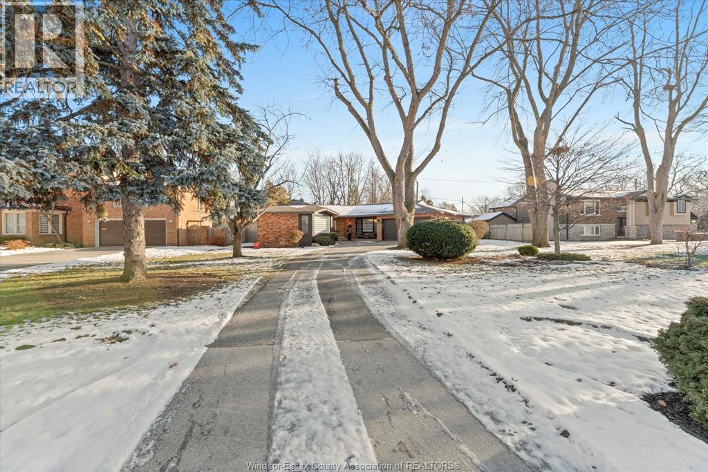 3480 Ouellette Avenue, Windsor, Ontario N9E 3L9 - Photo 30 - 25031651