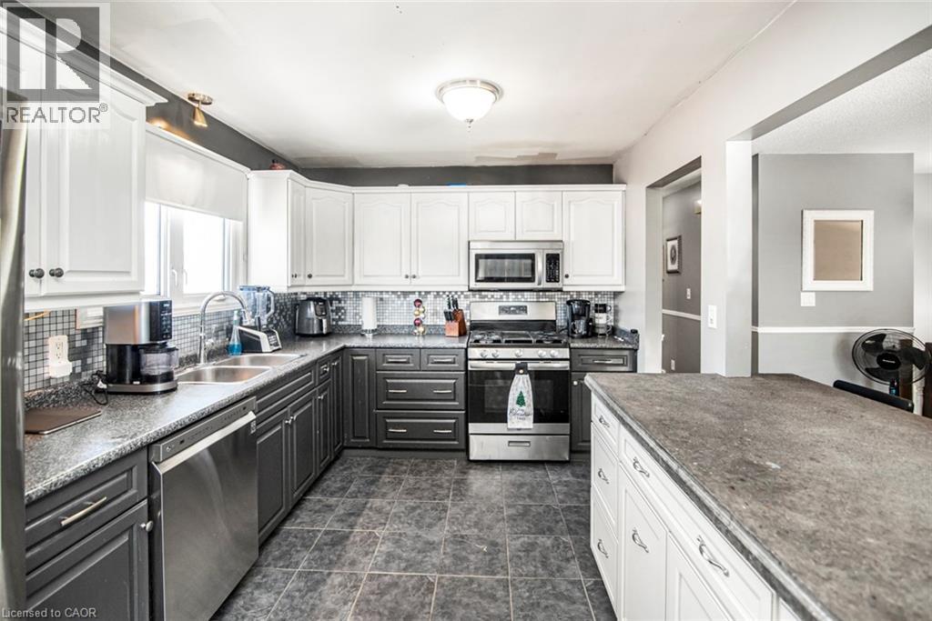 171 Kneider Avenue, Dunnville, Ontario  N1A 1A6 - Photo 14 - 40793834