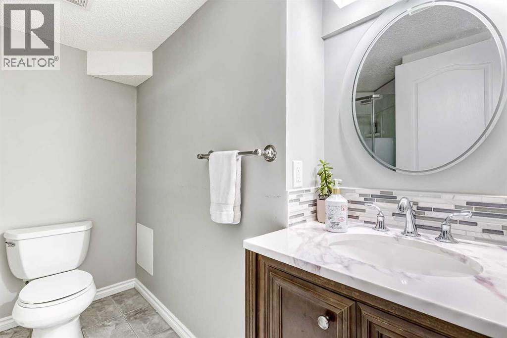 72 Saddleback Way Ne, Calgary, Alberta T3J 4K5 - Photo 18 - A2274065