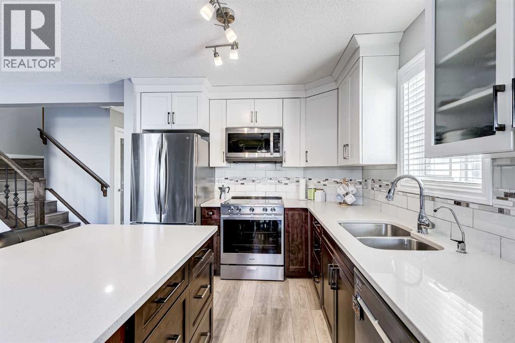 72 Saddleback Way Ne, Calgary, Alberta T3J 4K5 - Photo 2 - A2274065