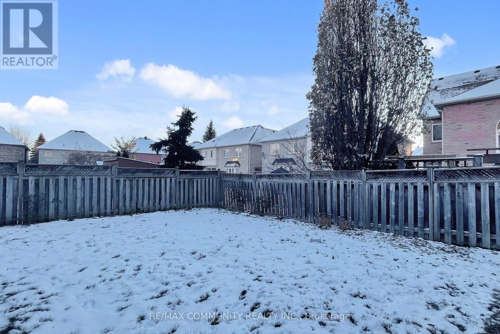 10 Oxfordshire Street, Markham, Ontario  L6C 2E1 - Photo 49 - N12632128