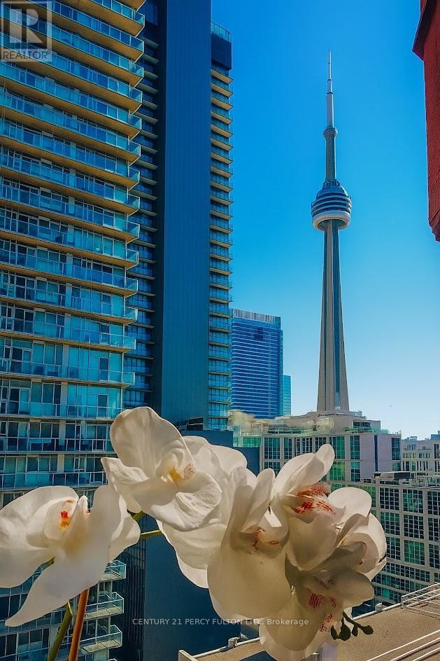 1204 - 393 KING STREET W, Toronto, Ontario