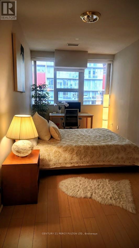 1204 - 393 King Street W, Toronto, Ontario  M5V 3G8 - Photo 9 - C12492596