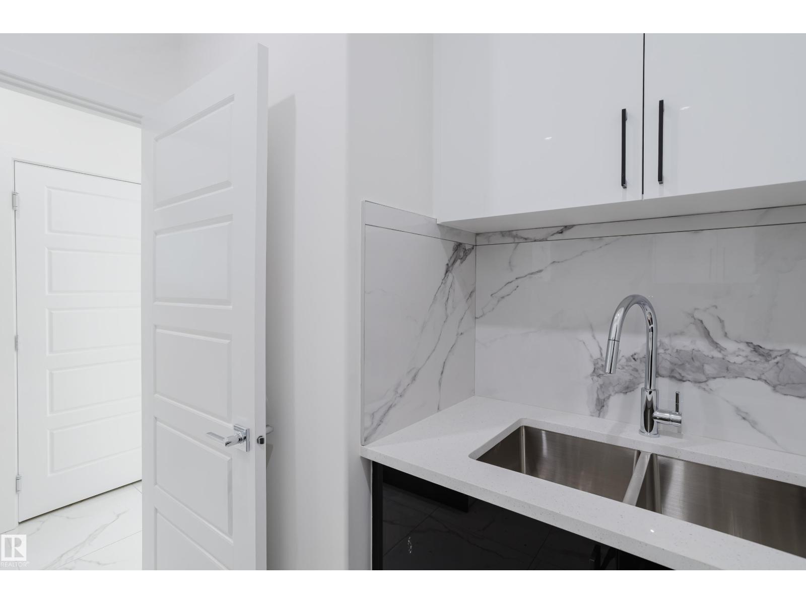 931 19 Av Nw, Edmonton, Alberta  T6T 2X4 - Photo 10 - E4468109