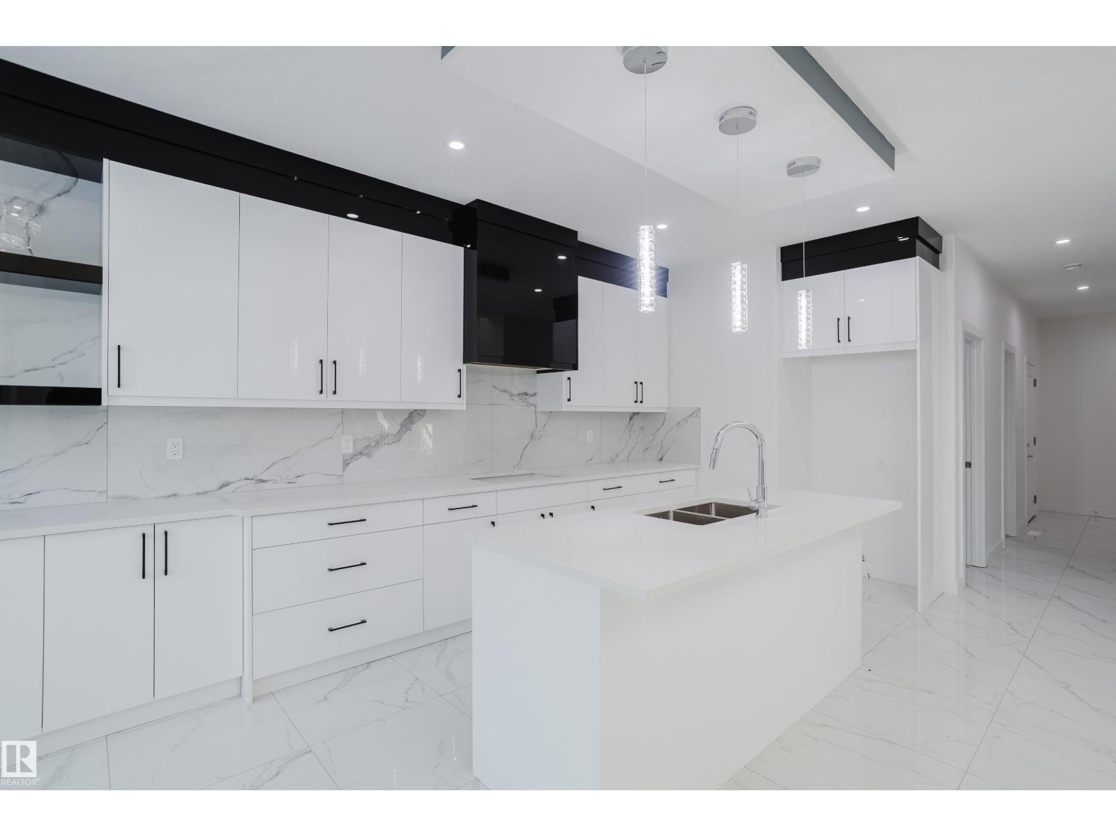 931 19 Av Nw, Edmonton, Alberta  T6T 2X4 - Photo 13 - E4468109