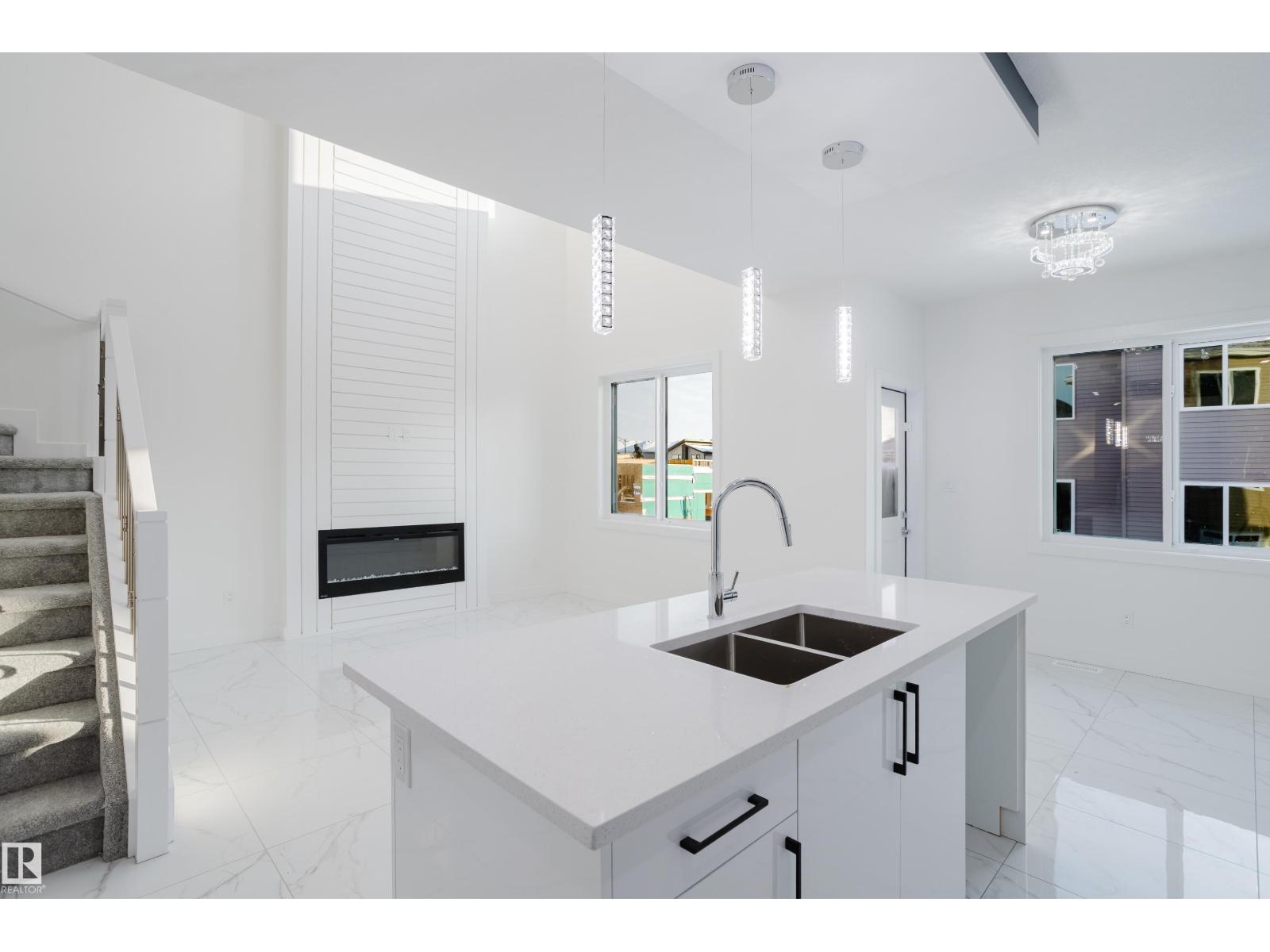 931 19 Av Nw, Edmonton, Alberta  T6T 2X4 - Photo 17 - E4468109