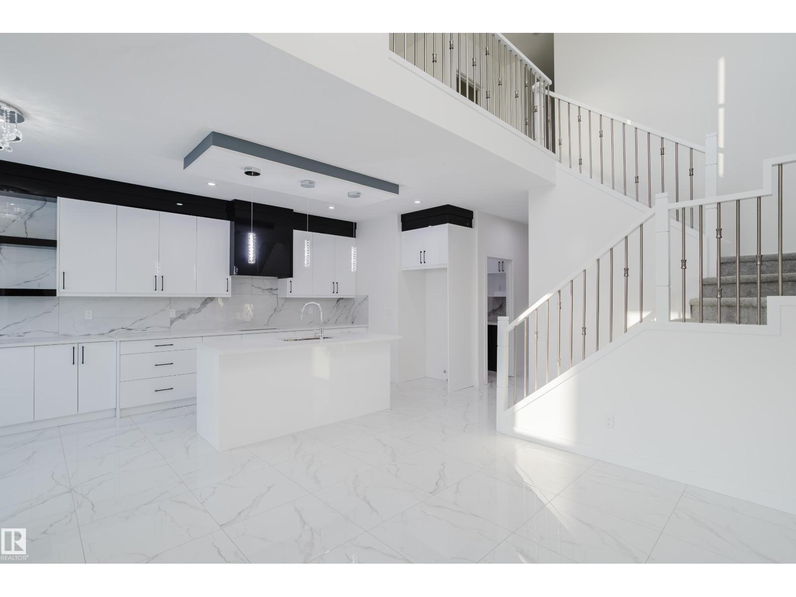 931 19 Av Nw, Edmonton, Alberta  T6T 2X4 - Photo 22 - E4468109