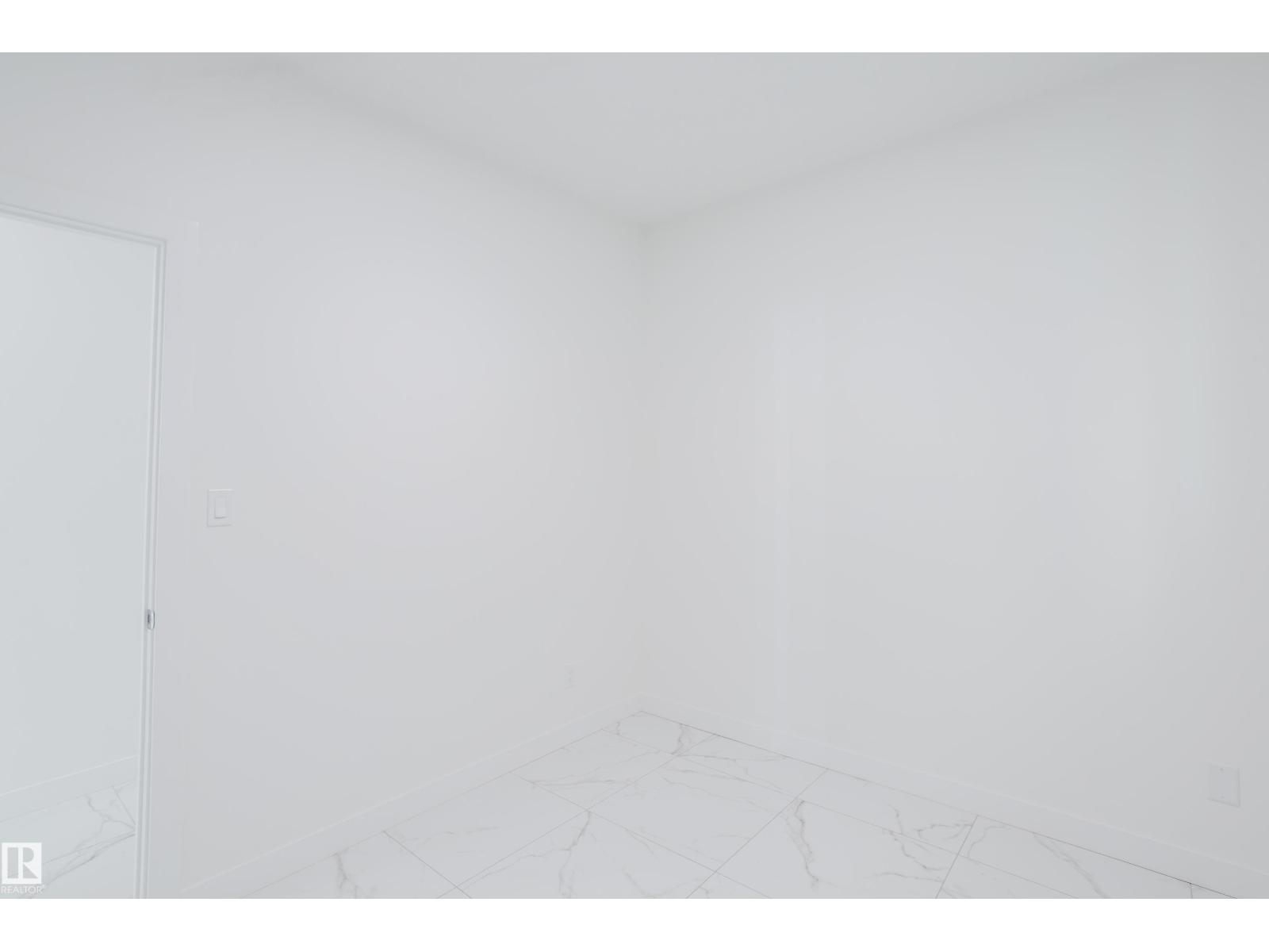 931 19 Av Nw, Edmonton, Alberta  T6T 2X4 - Photo 8 - E4468109