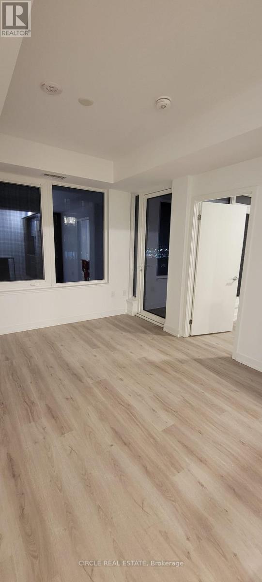 1505 - 395 Square One Drive S, Mississauga, Ontario  L5B 0P6 - Photo 16 - W12632130