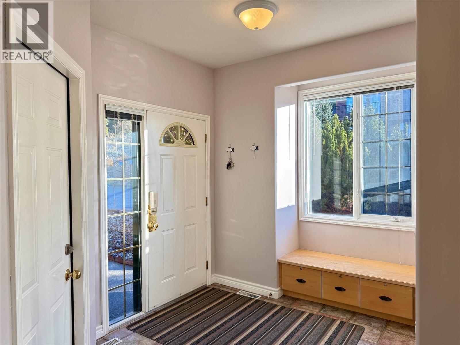 5201 Fairway Drive Unit# 704, Fairmont Hot Springs, British Columbia  V0B 1L1 - Photo 5 - 10371095