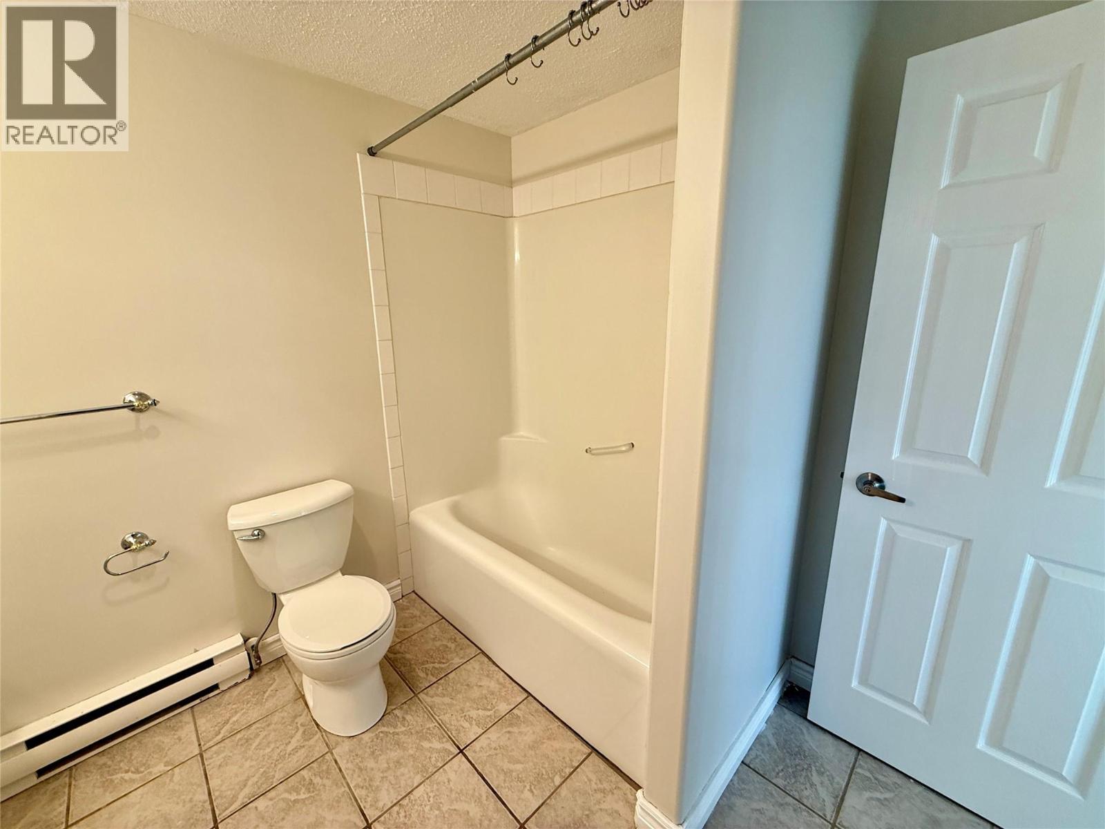 5201 Fairway Drive Unit# 704, Fairmont Hot Springs, British Columbia  V0B 1L1 - Photo 47 - 10371095