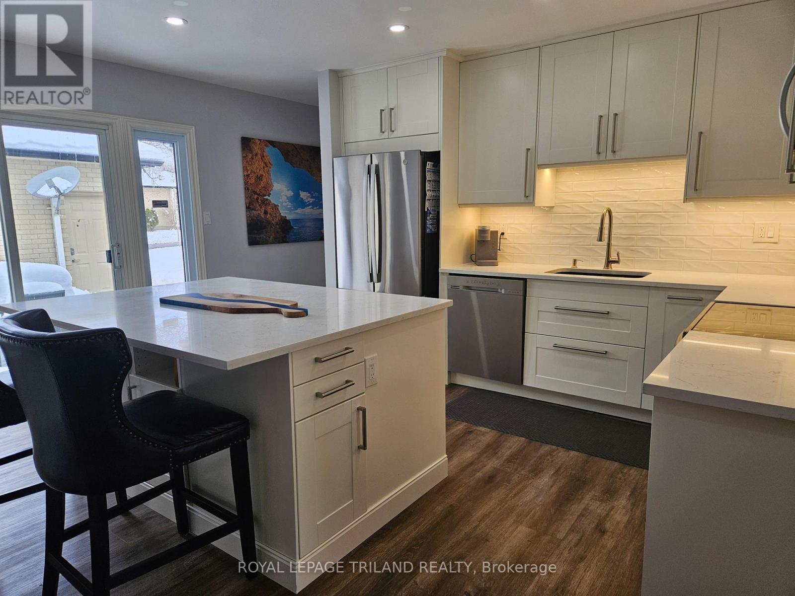 17 - 163 Pine Valley Drive, London South, Ontario N6J 4R1 - Photo 20 - X12632136