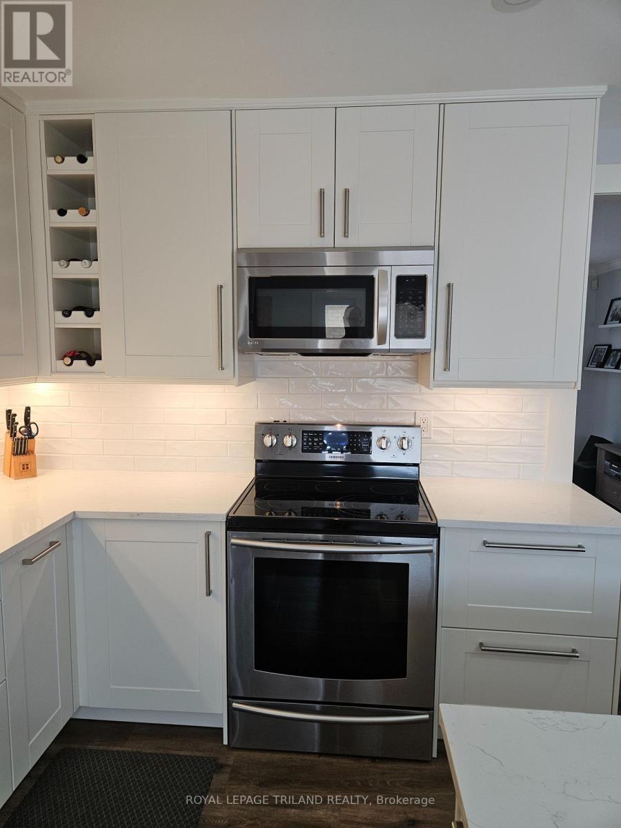 17 - 163 Pine Valley Drive, London South, Ontario N6J 4R1 - Photo 25 - X12632136