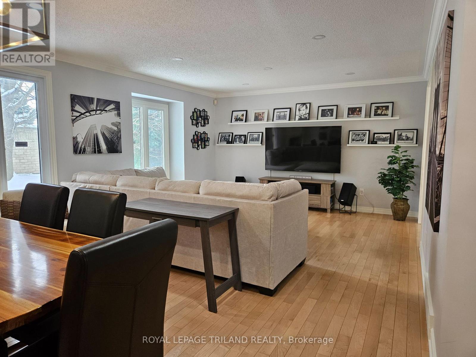 17 - 163 Pine Valley Drive, London South, Ontario N6J 4R1 - Photo 6 - X12632136