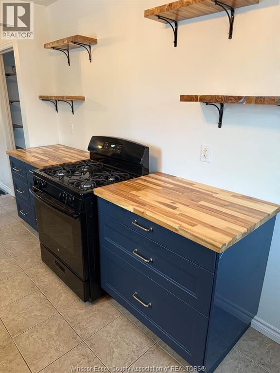 49 Delta, Harrow, Ontario N0R 1G0 - Photo 8 - 25031635