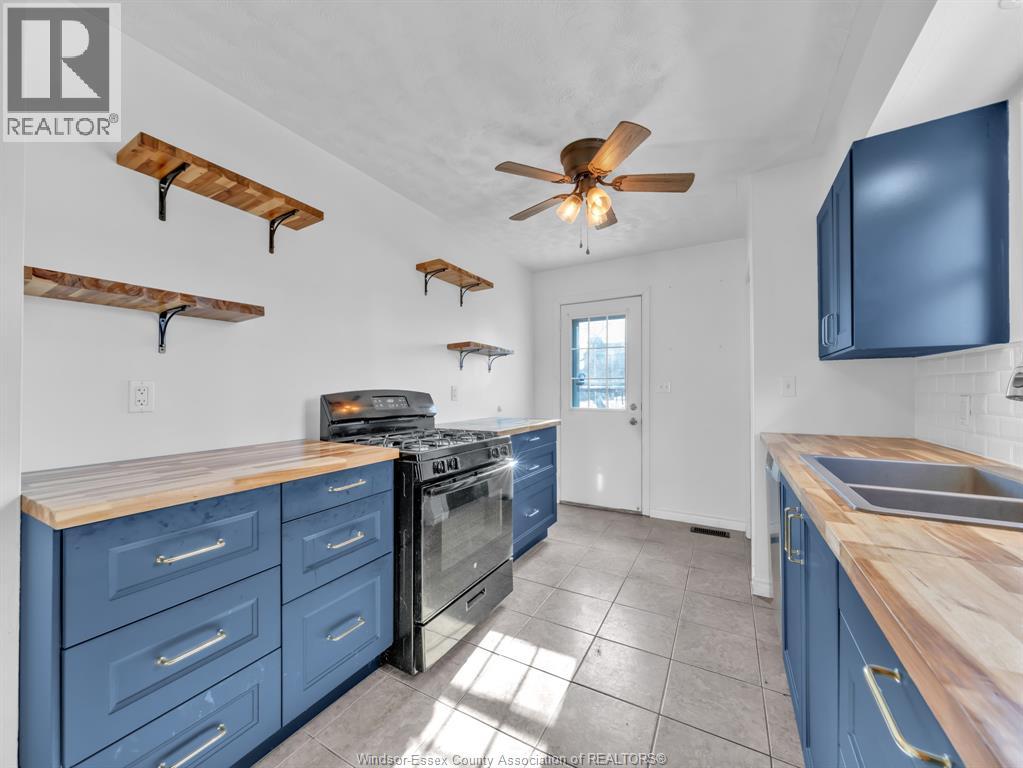 49 Delta, Harrow, Ontario N0R 1G0 - Photo 9 - 25031635