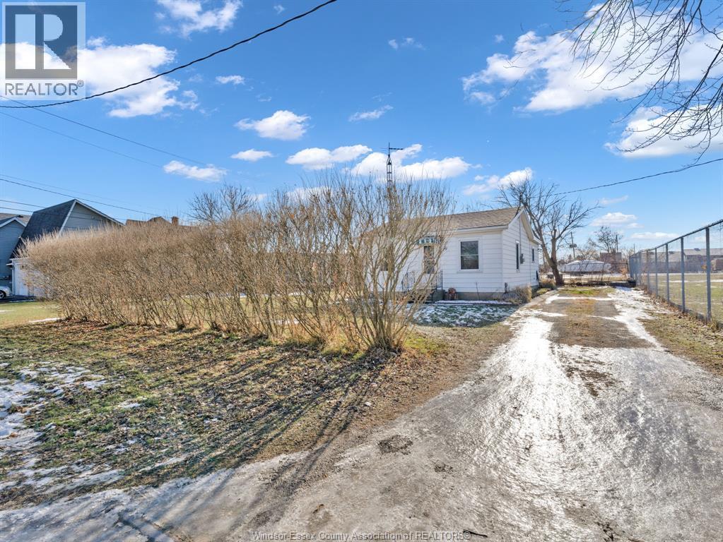 49 Delta, Harrow, Ontario N0R 1G0 - Photo 17 - 25031635