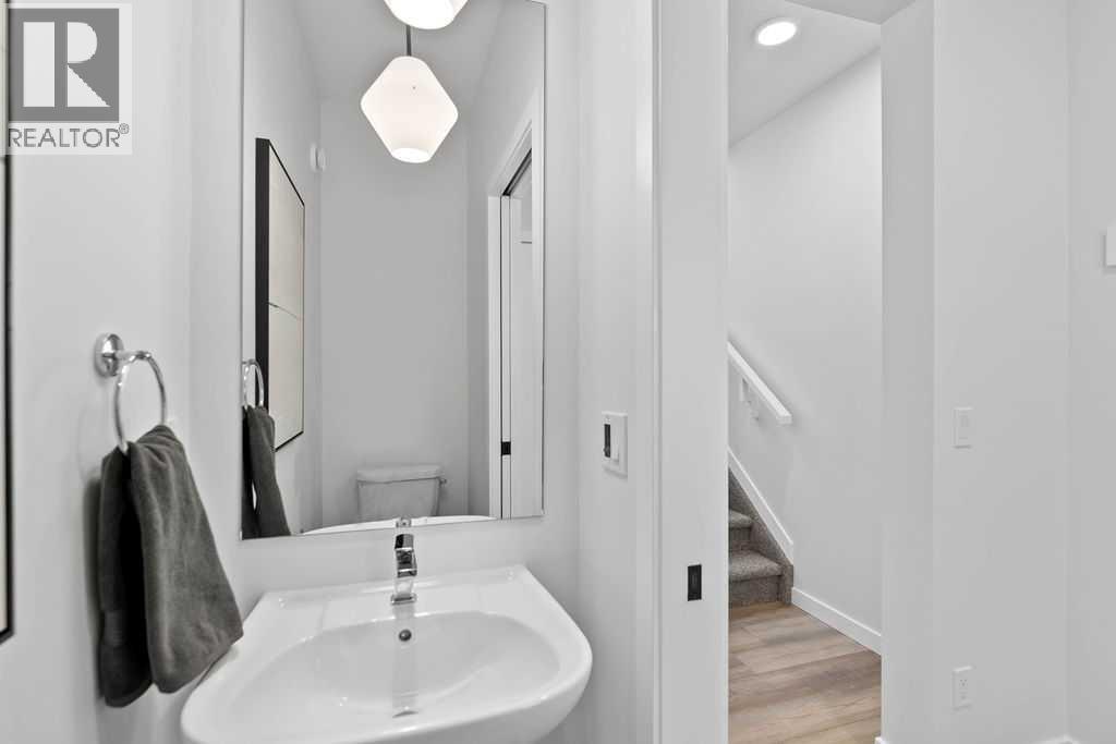 1037 Reynolds Crescent Sw, Airdrie, Alberta  T4B 5L8 - Photo 14 - A2201126