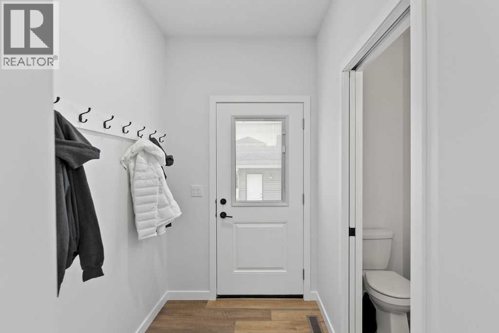 1037 Reynolds Crescent Sw, Airdrie, Alberta  T4B 5L8 - Photo 13 - A2201126