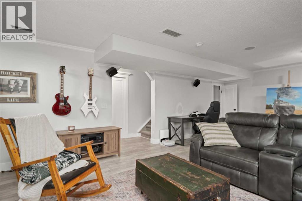 18 Cimarron Grove Bay, Okotoks, Alberta T1S 2H3 - Photo 36 - A2270676