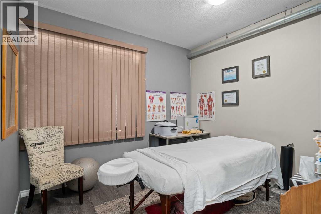 200, 14 Crystalridge Drive, Okotoks, Alberta  T1S 2C3 - Photo 18 - A2273342