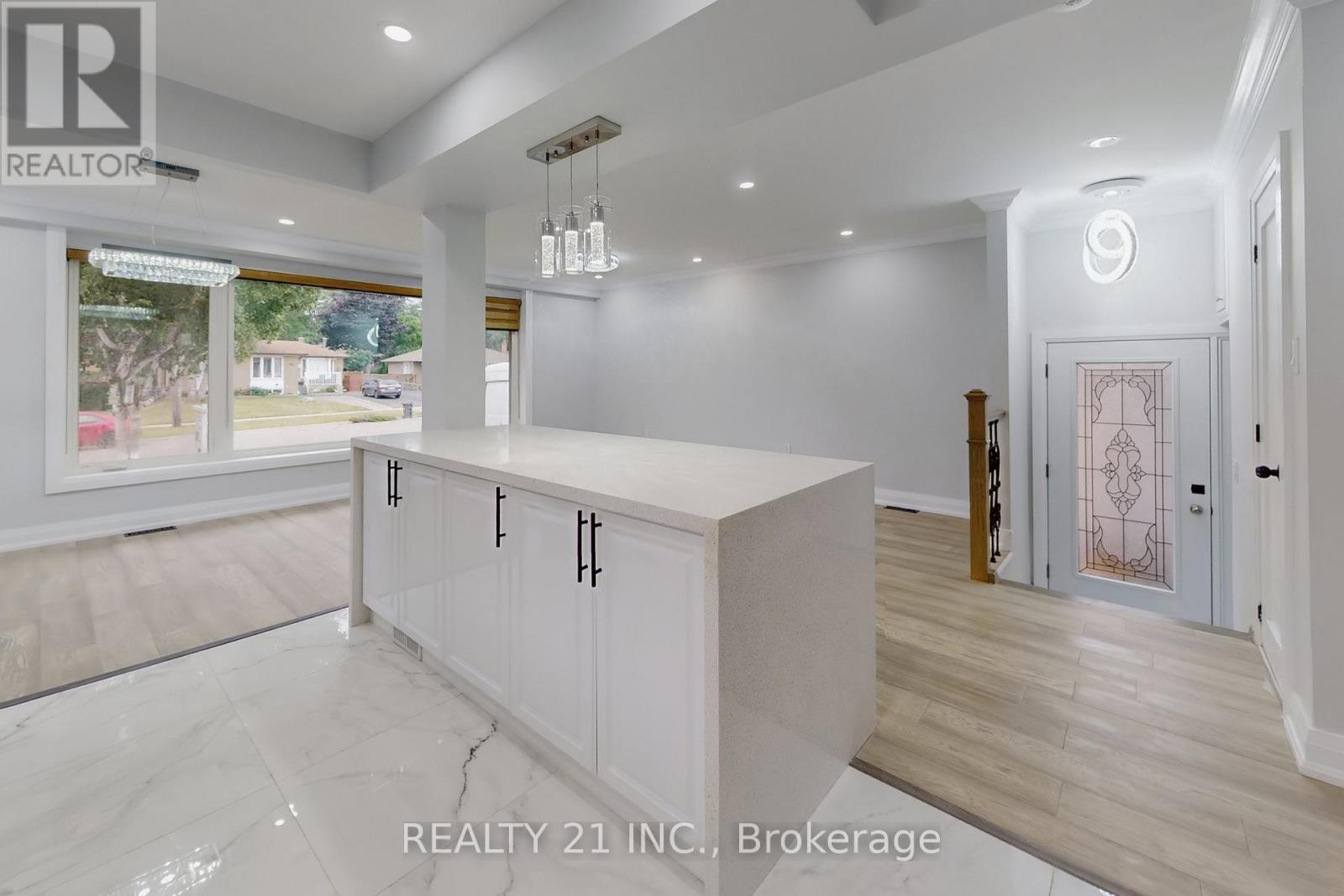 7 Stoney Creek Drive, Toronto, Ontario  M1E 3L2 - Photo 13 - E12632134