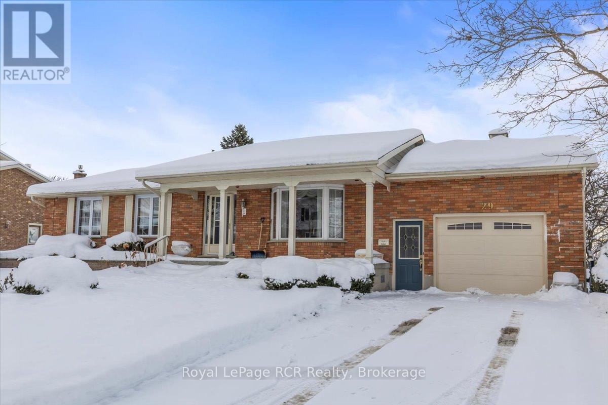 29 2nd Street Crescent, Hanover, Ontario  N4N 3R3 - Photo 2 - X12370850